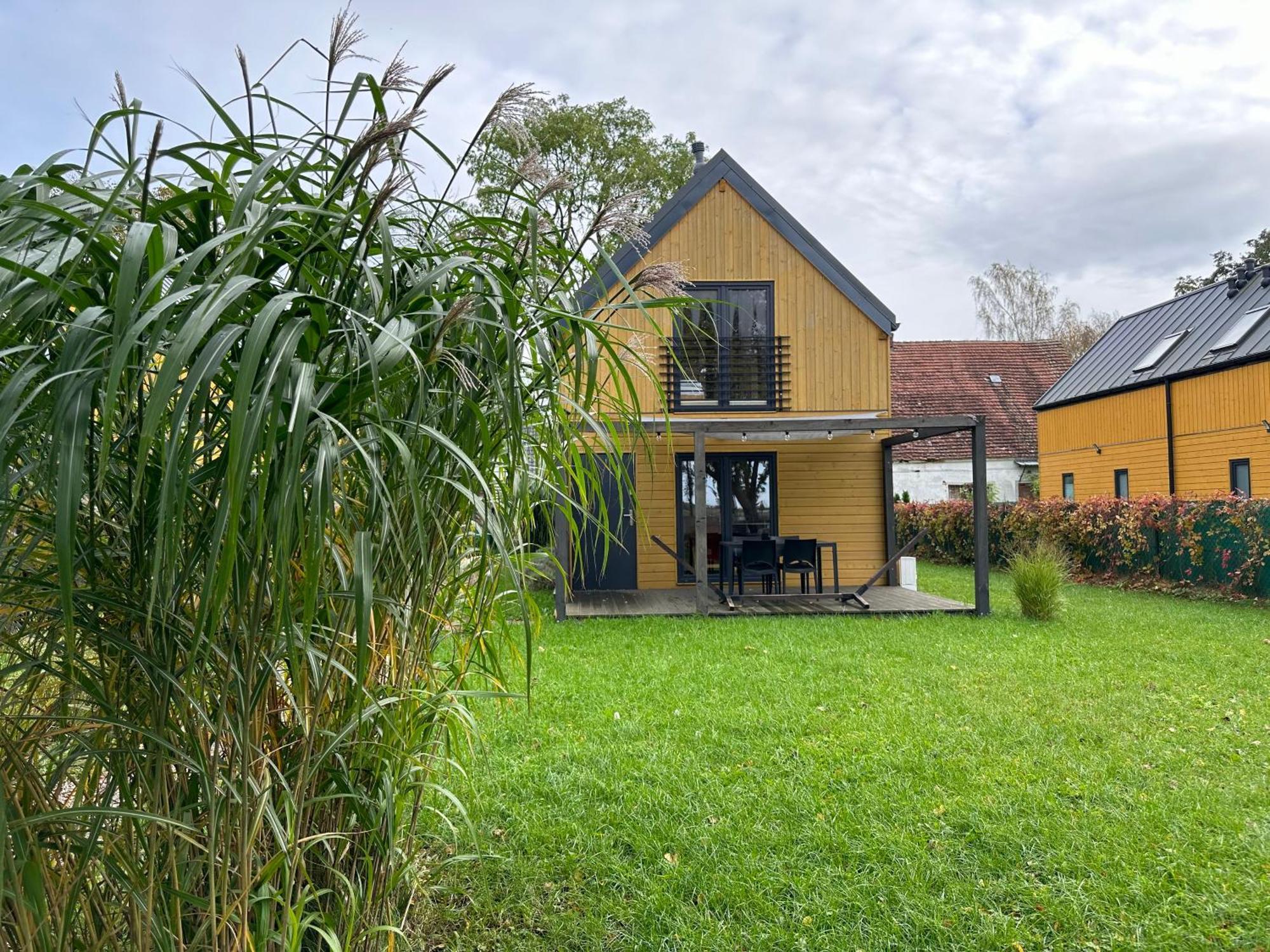 Kwiatowa Laka Villa Sliwin ภายนอก รูปภาพ