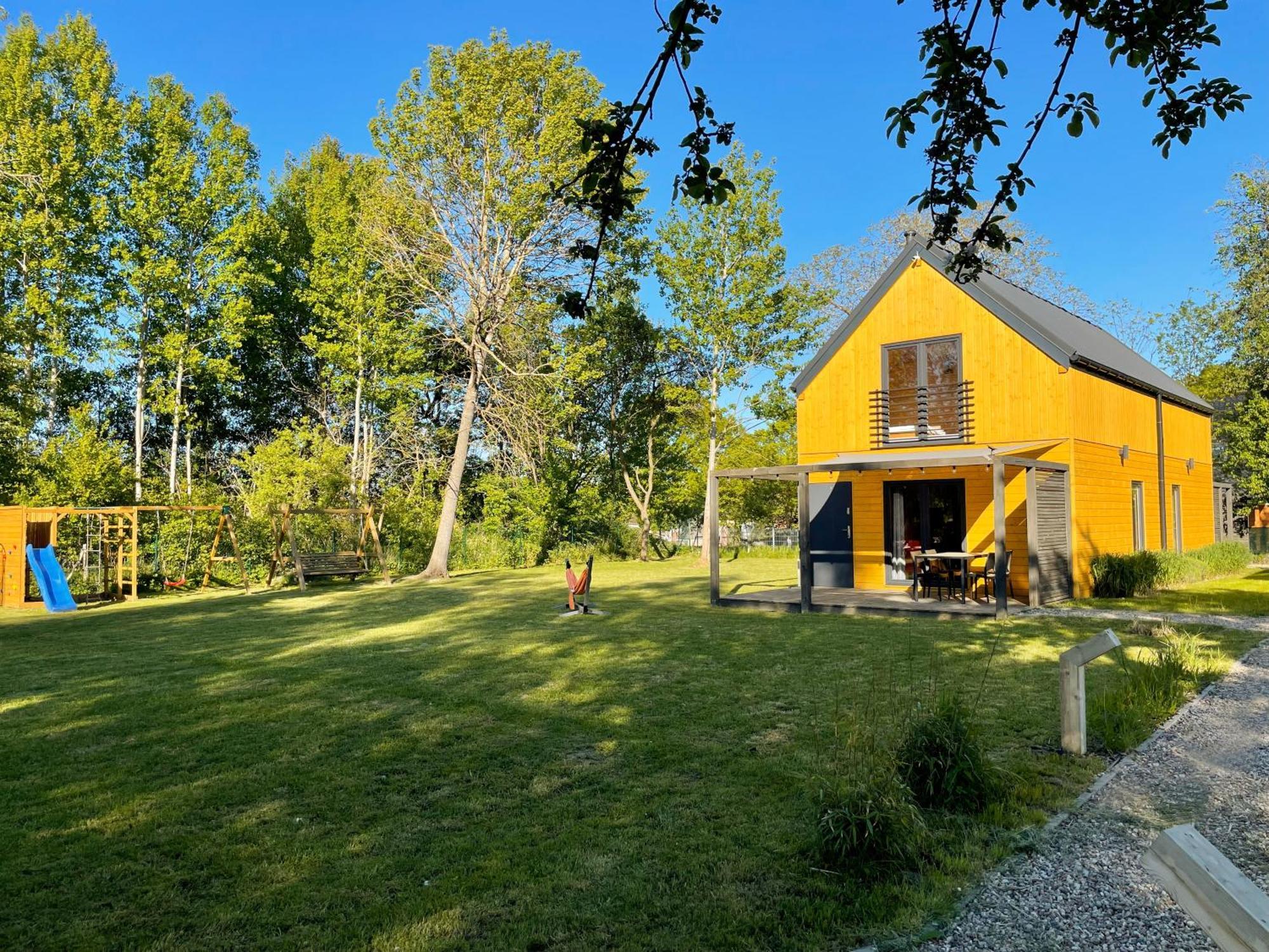 Kwiatowa Laka Villa Sliwin ภายนอก รูปภาพ